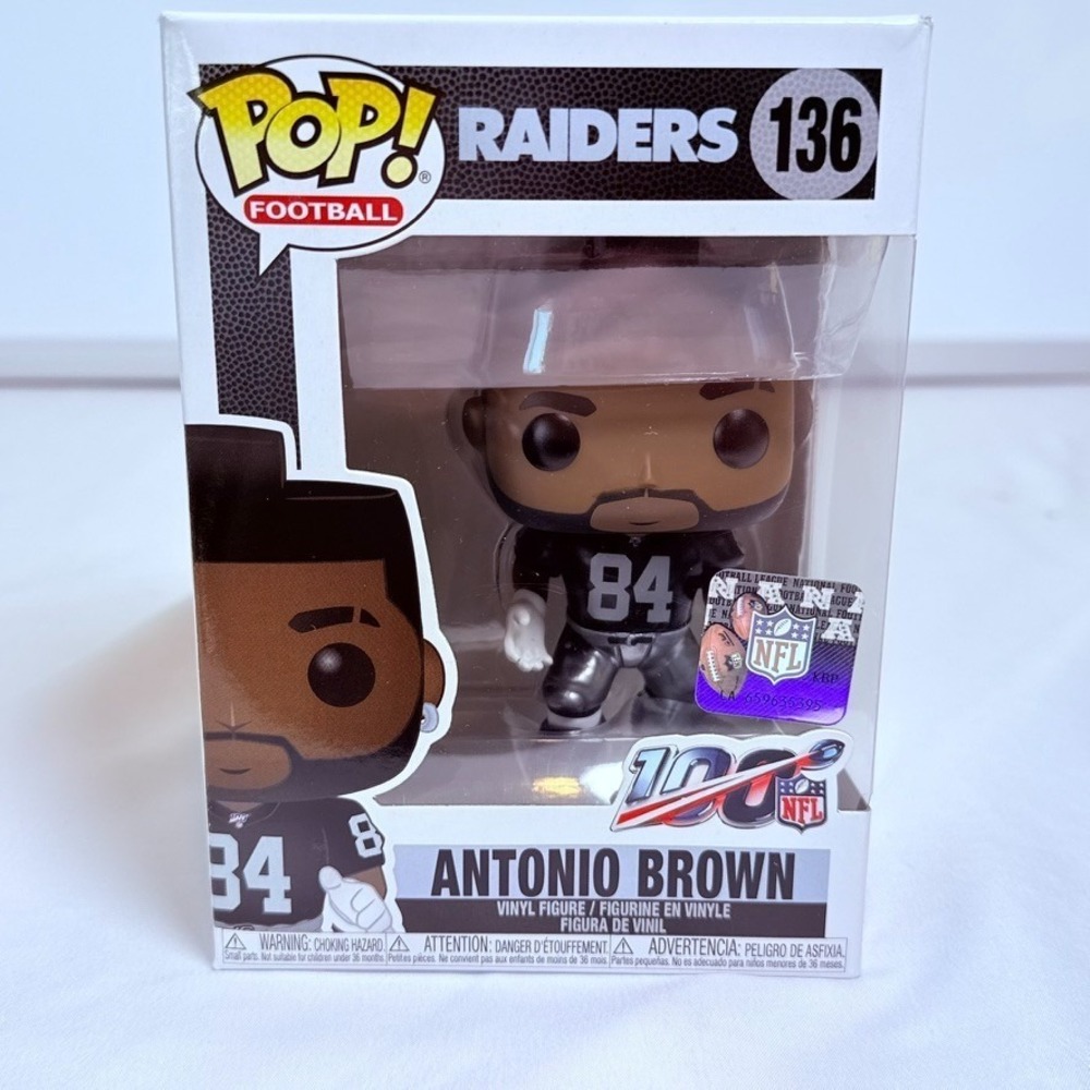Funko Pop NFL 100 Antonio Brown Oakland Raiders 136 Vinyl Figure New Vaulted